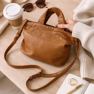 Madewell Piazza Tan Leather Crossbody Minimalist Slouchy Shoulder Bag